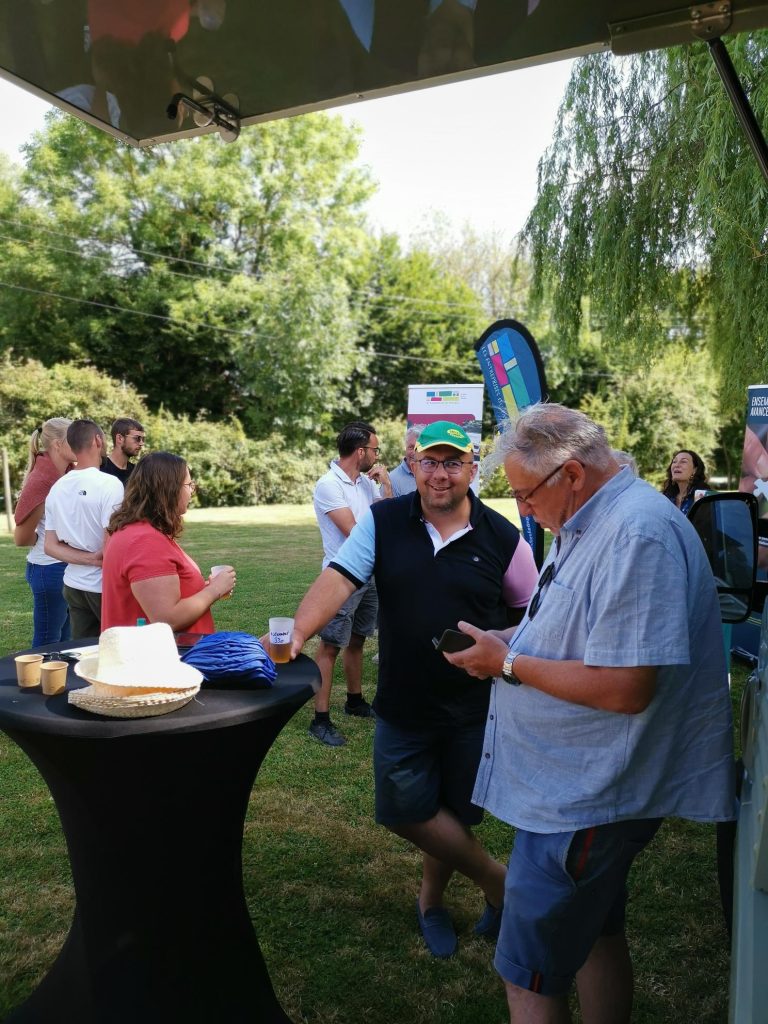 Adhérents Accès SAP discutant lors des Rencontres Accès SAP 2025